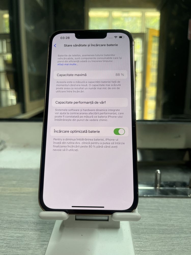 Apple iphone  13 Pro Neverlocked 128 Gb .Ca nou