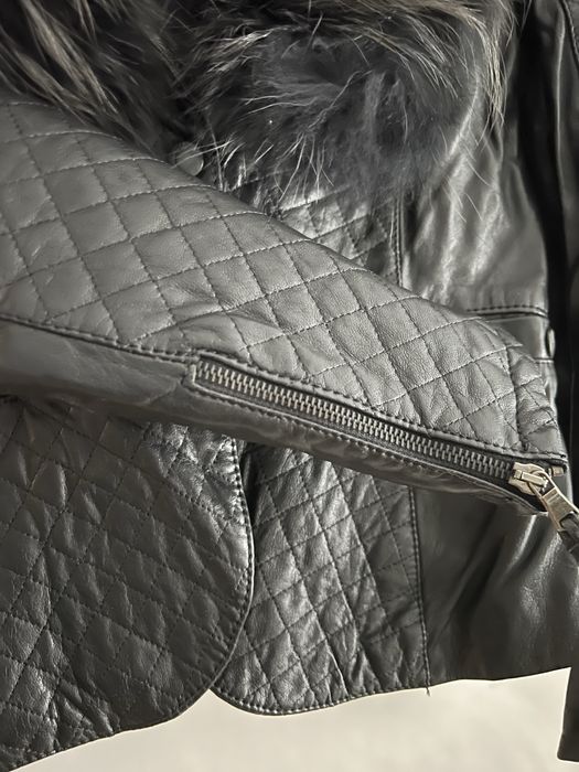 Яке от естествена кожа и естествена яка