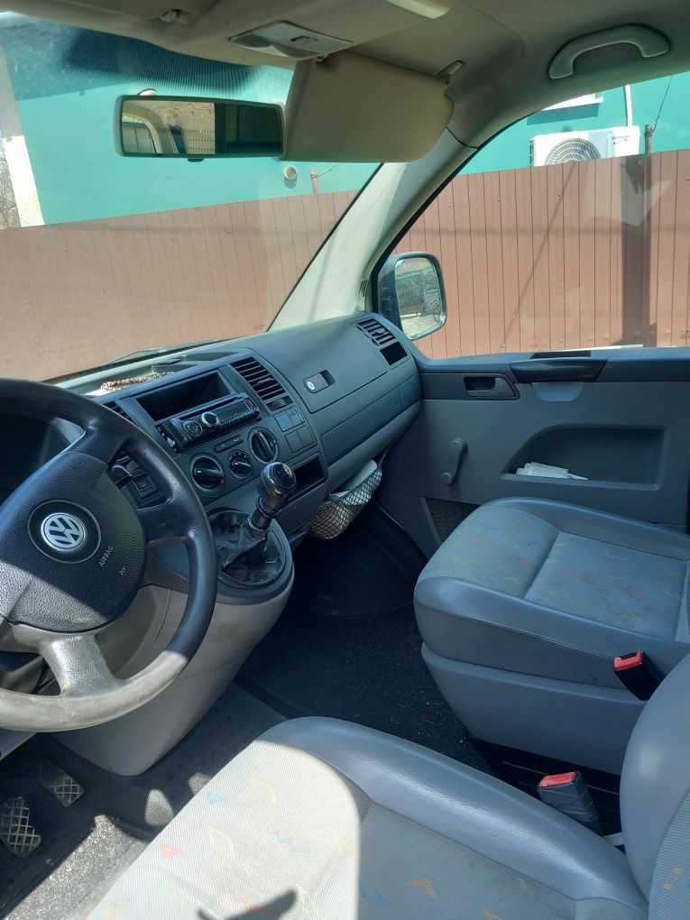 Vând T5 1.9 diesel preț 4000 euro