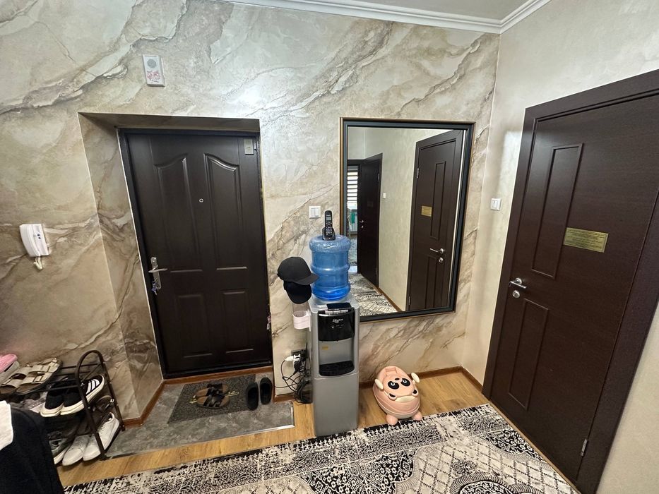 Продается квартира uy soyiladi