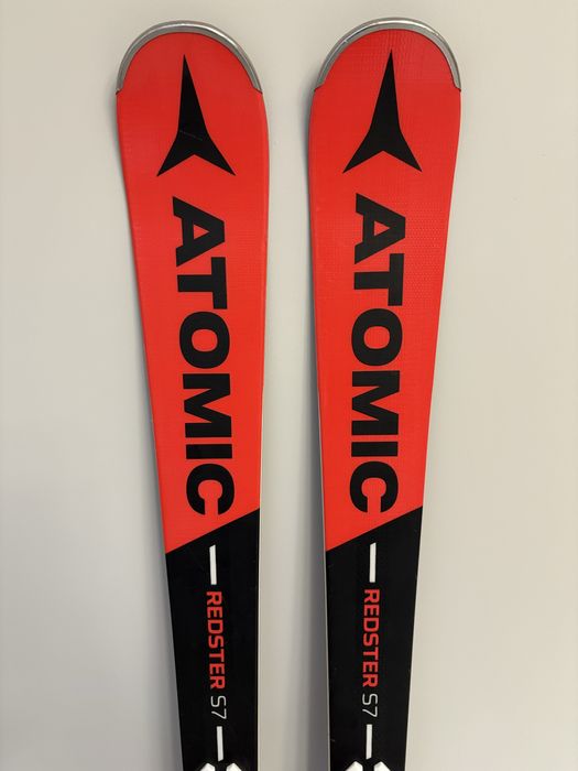 Schiuri / Ski / Skiuri Atomic Redster S7 156cm