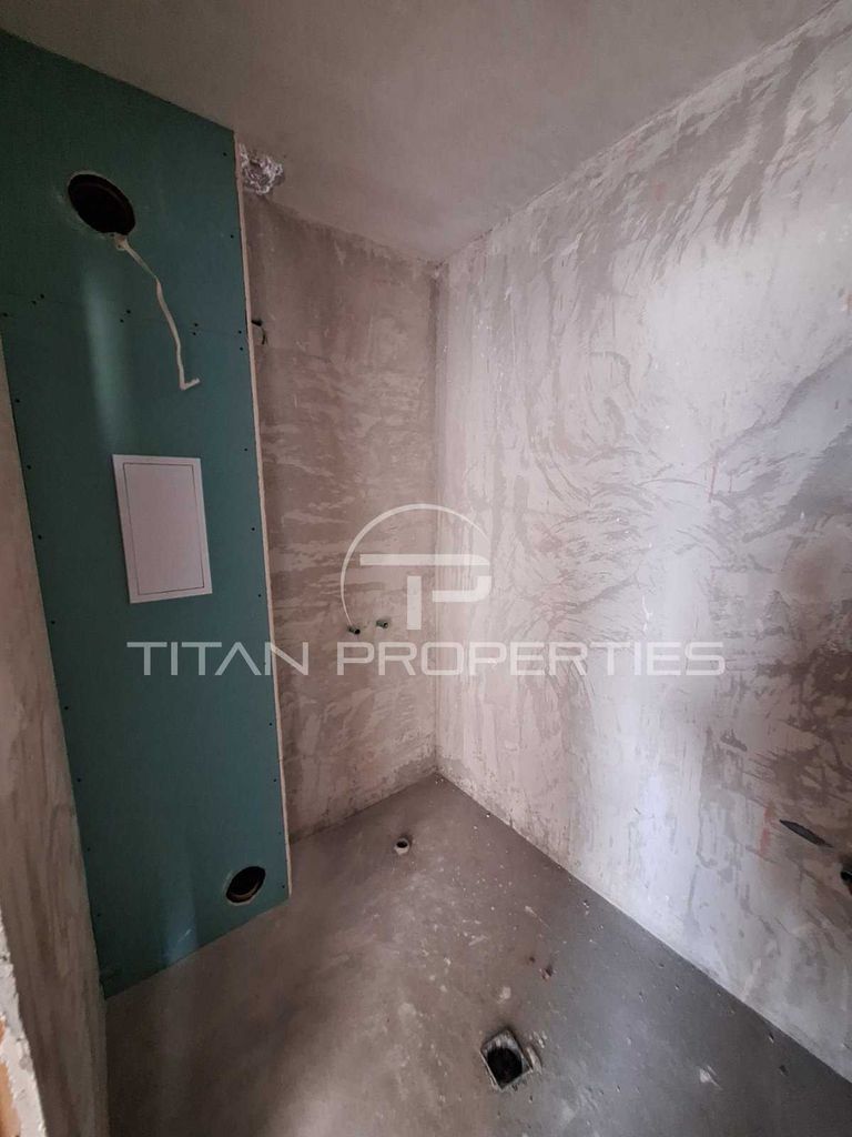 Продава се Многостаен апартамент в Пловдив, Остромила - 203 кв.м за 1005 €/кв.м - Снимка #14