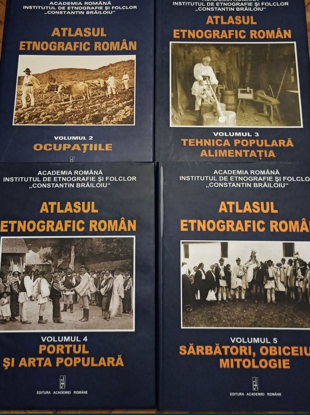 Atlasul Etnografic Roman! Impecabile! Academia Romana!