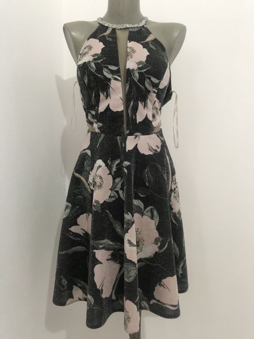 Rochita înflorată mărime 42-44