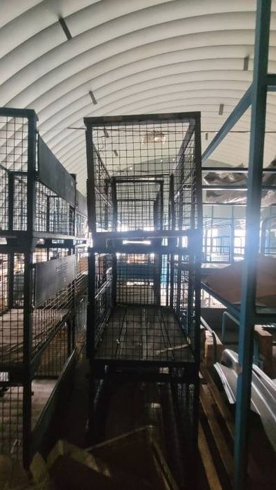 Стелажи,метални касети