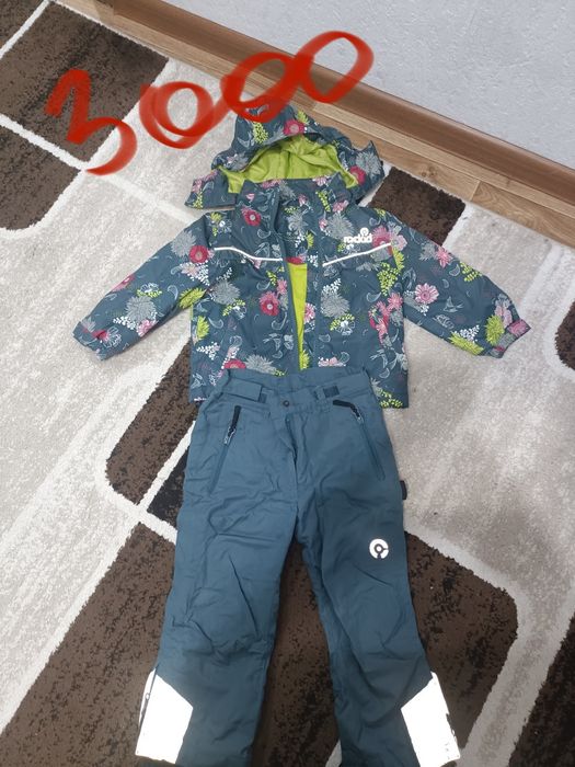 Продам детский комбинезон