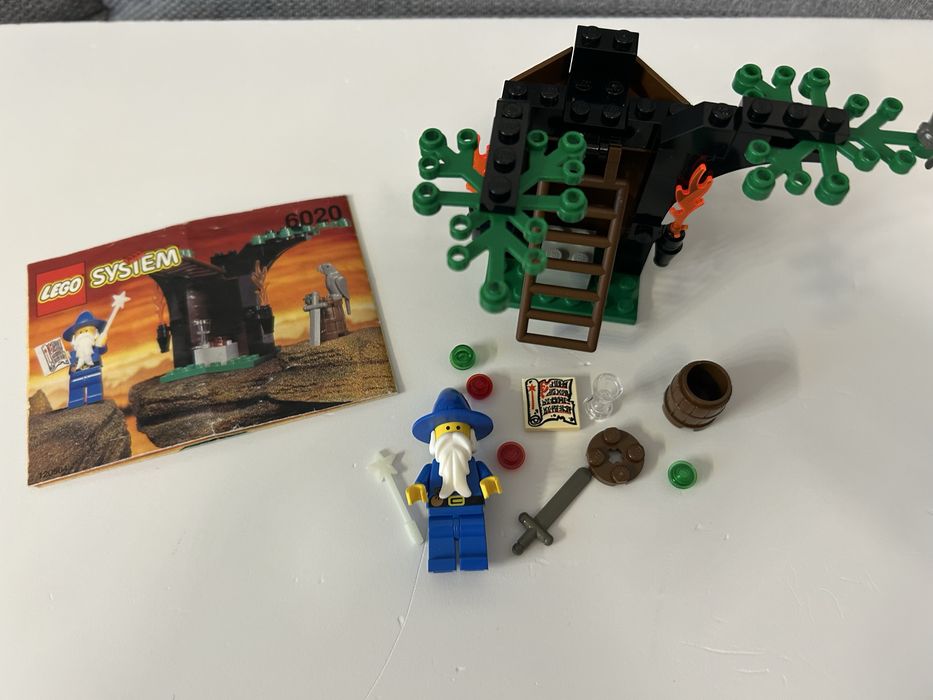 Lego Castle 6020 Magic Shop
