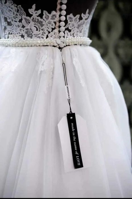 Rochie de mireasa noua cu eticheta