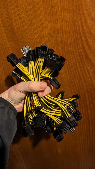 Кабели за захранване на видео карти 8 to 2x8(6+2) PCI Power Cable