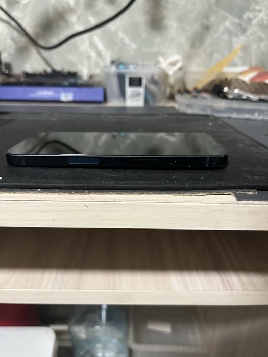 Carcasa originala iphone 13