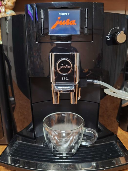 Espressor cafea boabe Jura E 60