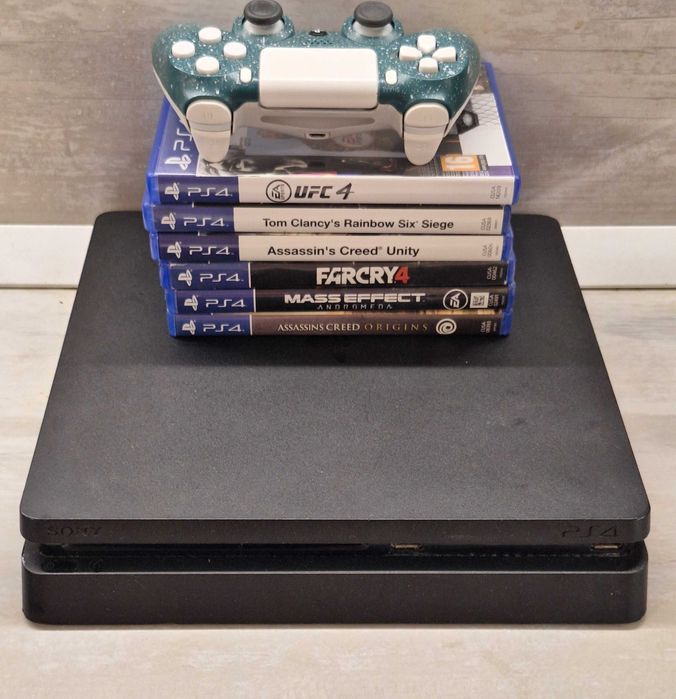 PlayStation 4 по договаряне с 6 игри и контролер пс4