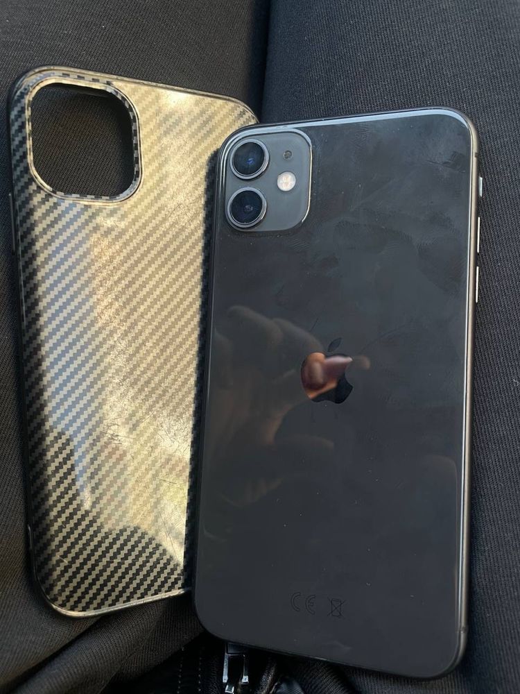 Продается айфон 11 , 64 gb , 83% аккум