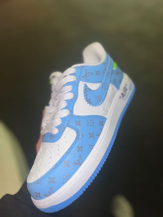 Nike x LV custom noi