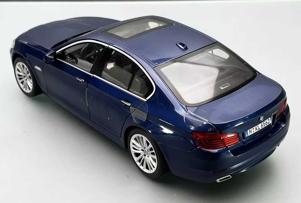 BMW 550i NOREV Умален модел от метал в мащаб 1:18