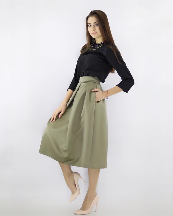 Продам вечерний комплект