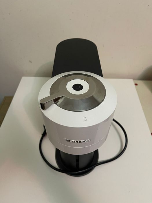 Nespresso Vertuo Next, 24 luni garanție,