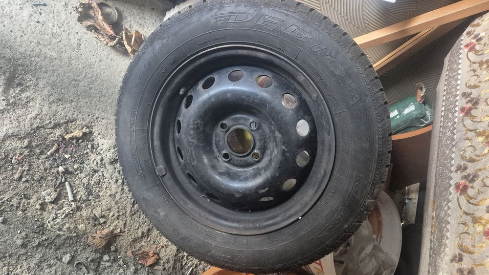 Vând jante 195/65 R15