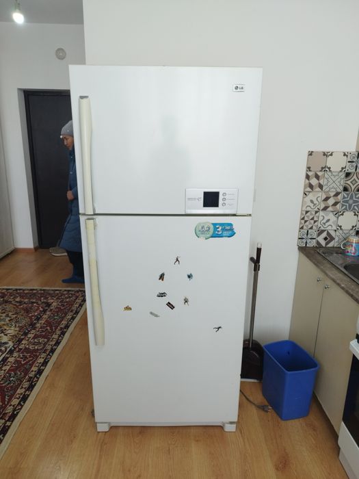 Отдам даром Холодильник