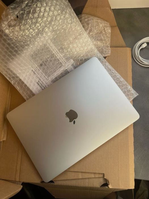 APPLE MacBook AIR 13,3"