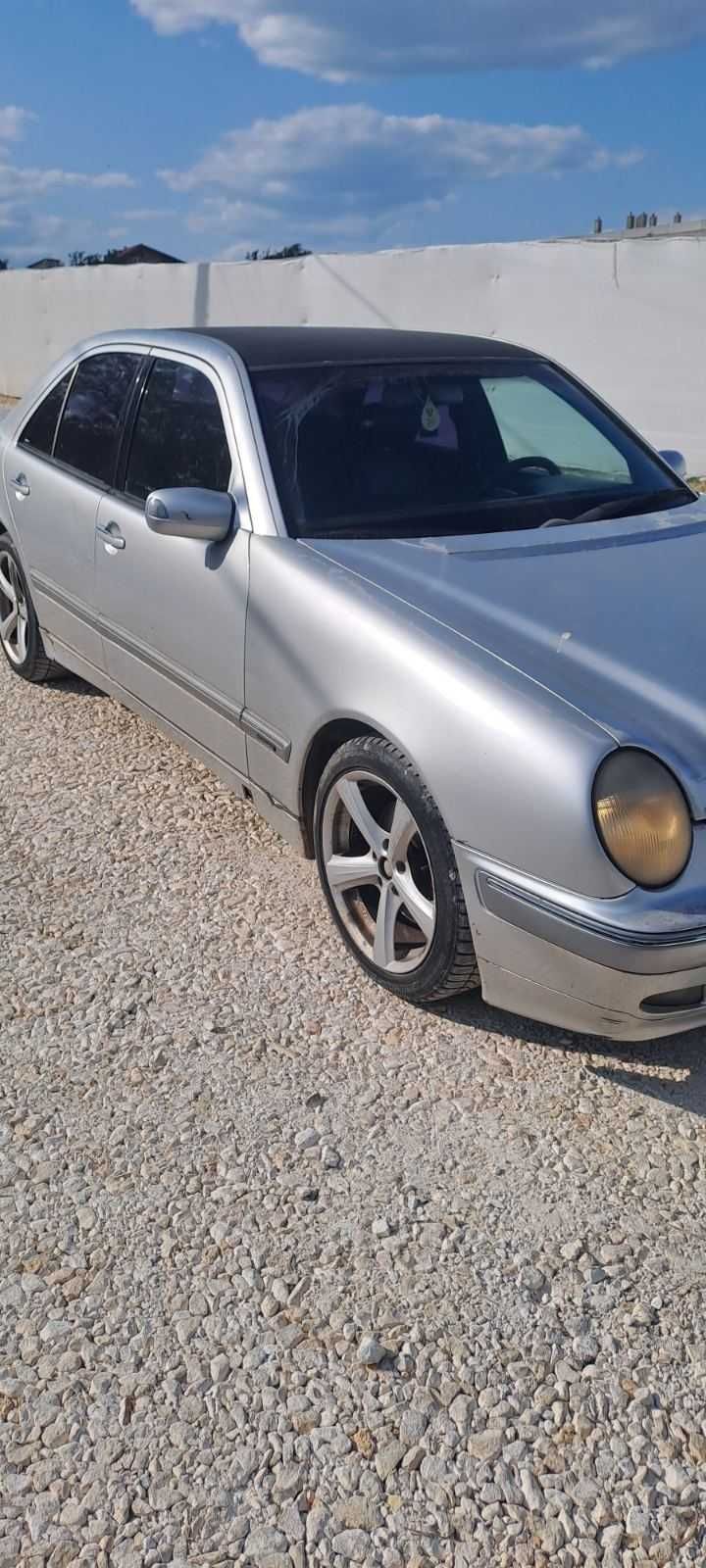 Mercedes-Benz E 320 3.2 CDI