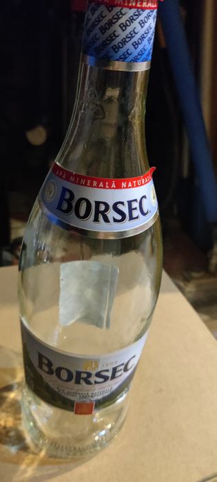 Vând sticle apa Borsec