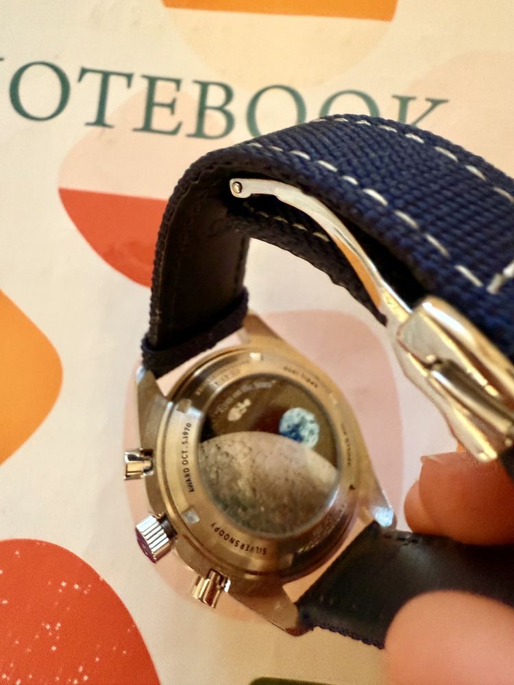 часовник Omega Snoopy