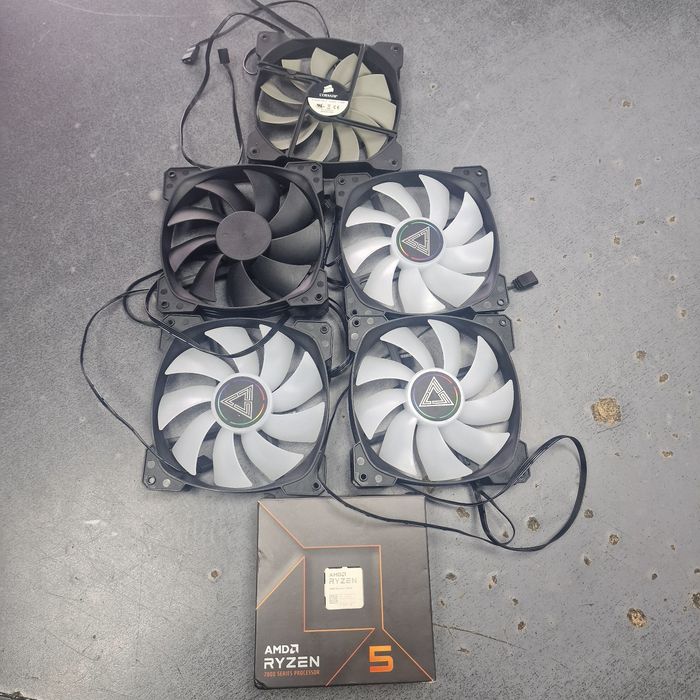 KIT Ryzen 5 7600x + 5 Ventilatoare 140mm/14cm