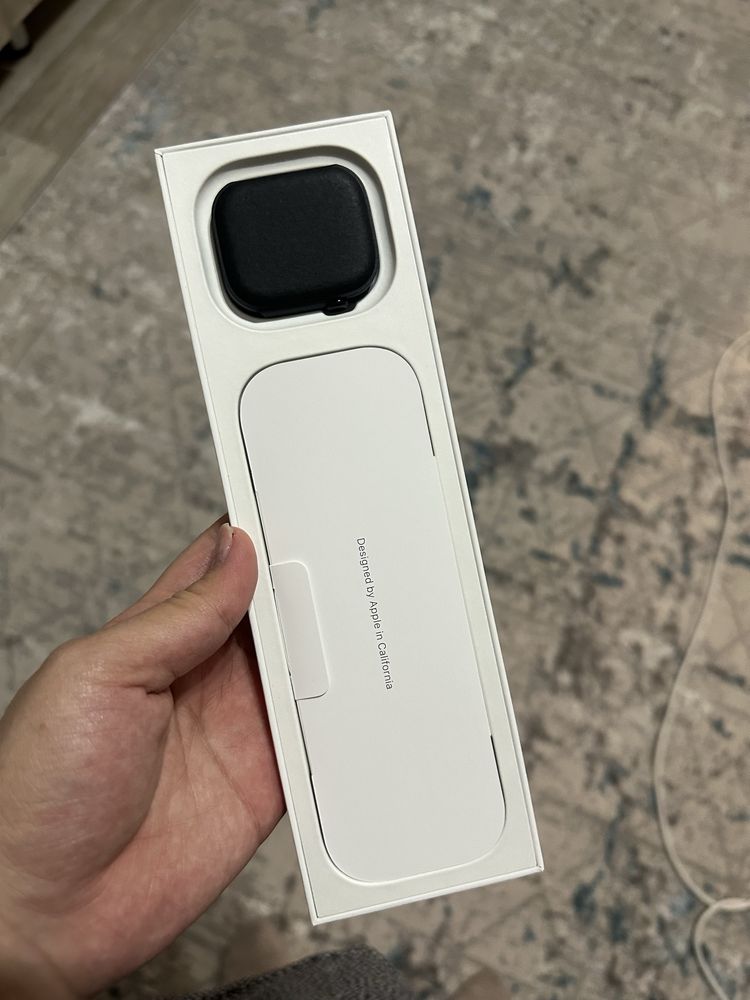 Продам apple watch 10