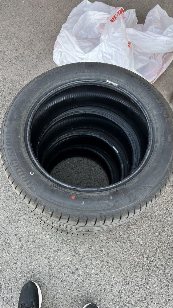 Летни гуми BRIDGESTONE TURANZZA 195/55/16  нови dot2824 намалена цена
