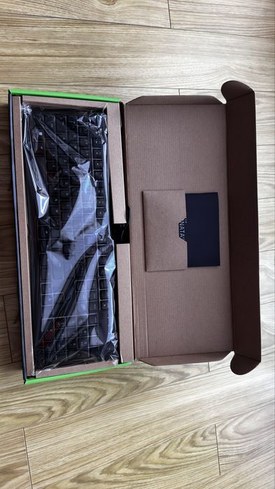 Tastarura gaming razer ornata silentioasa