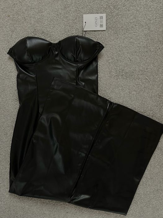 Дълга кожена рокля