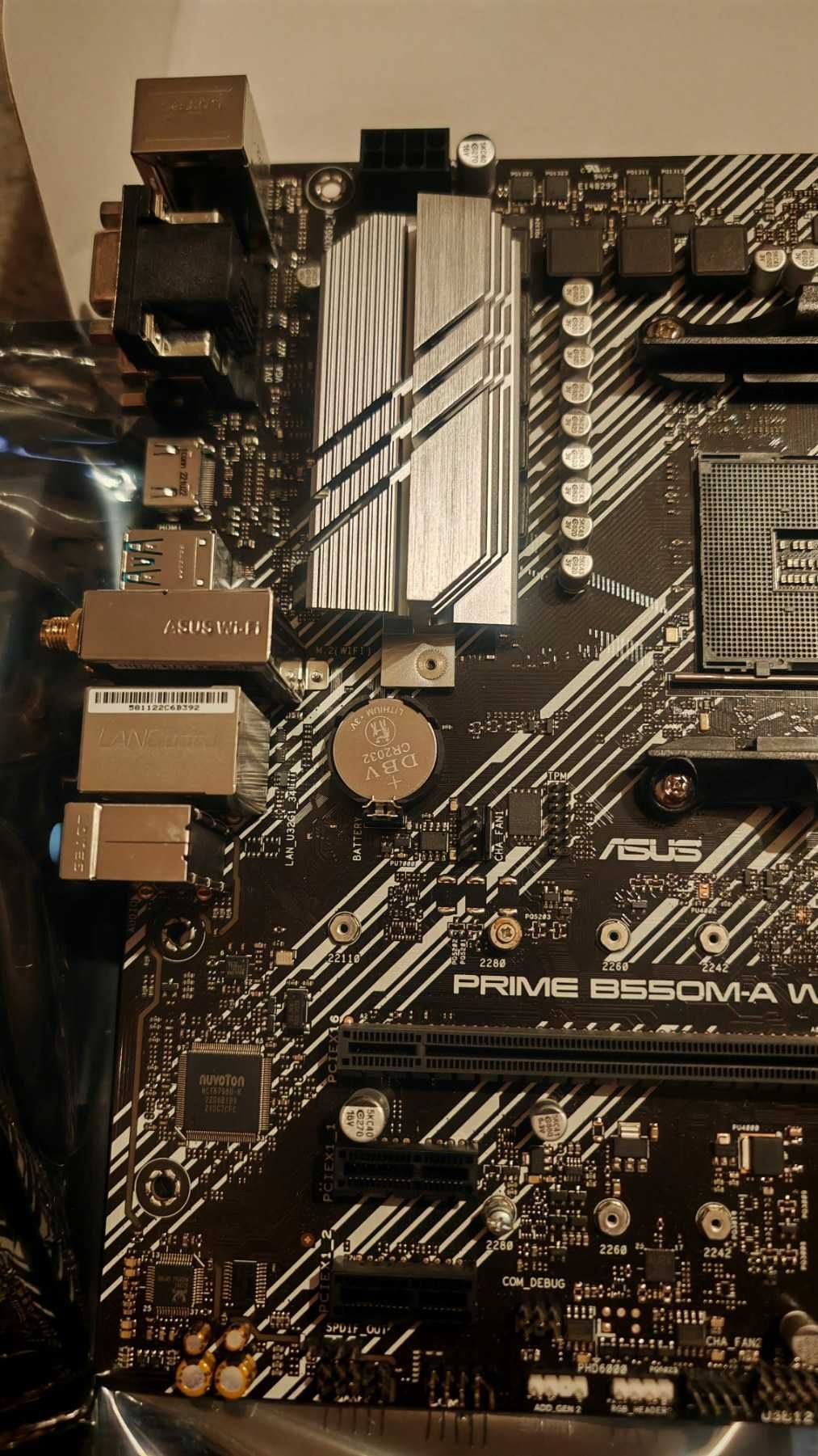 ASUS Prime B550M-A WIFI II  + RYZEN 5 5600X 6-Core (4.6 GHz ) AM4