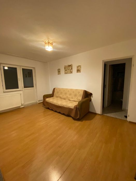 Apartament cu 2 camere de închiriat