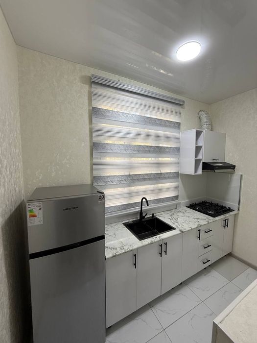 ЧИЛАНЗАР МЕТРО 200 метр, Чиланзар 17 квартал, Продаётся Квартира