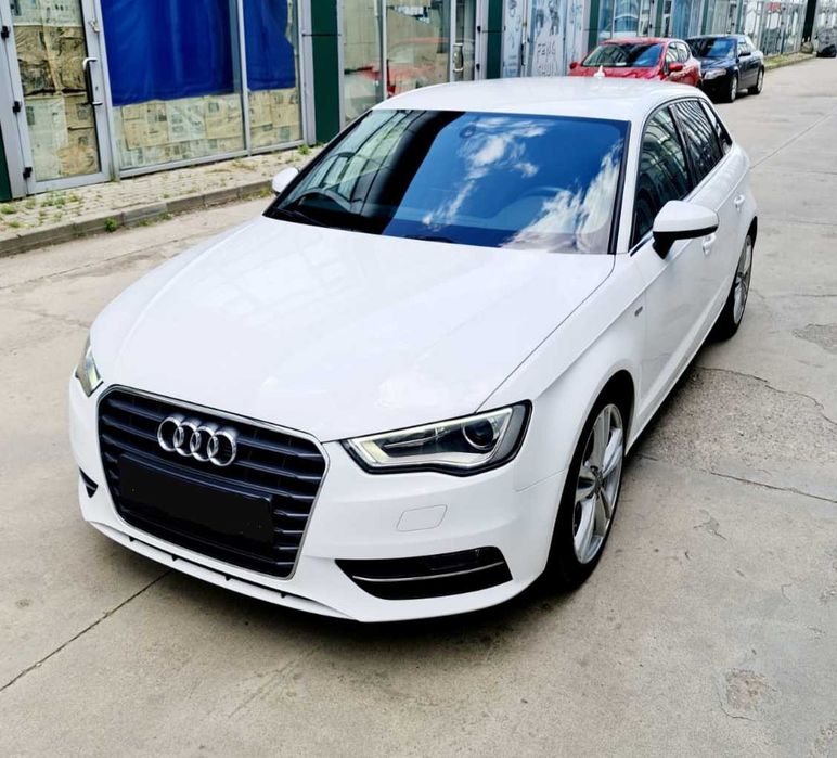 Audi A3/ Sportback S-line/ 1.6 TDI S-tronic