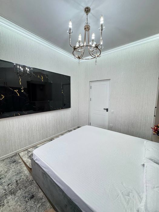 Seochno 2 xonali uy sotiladi mikrorayon damir zapravka yonida