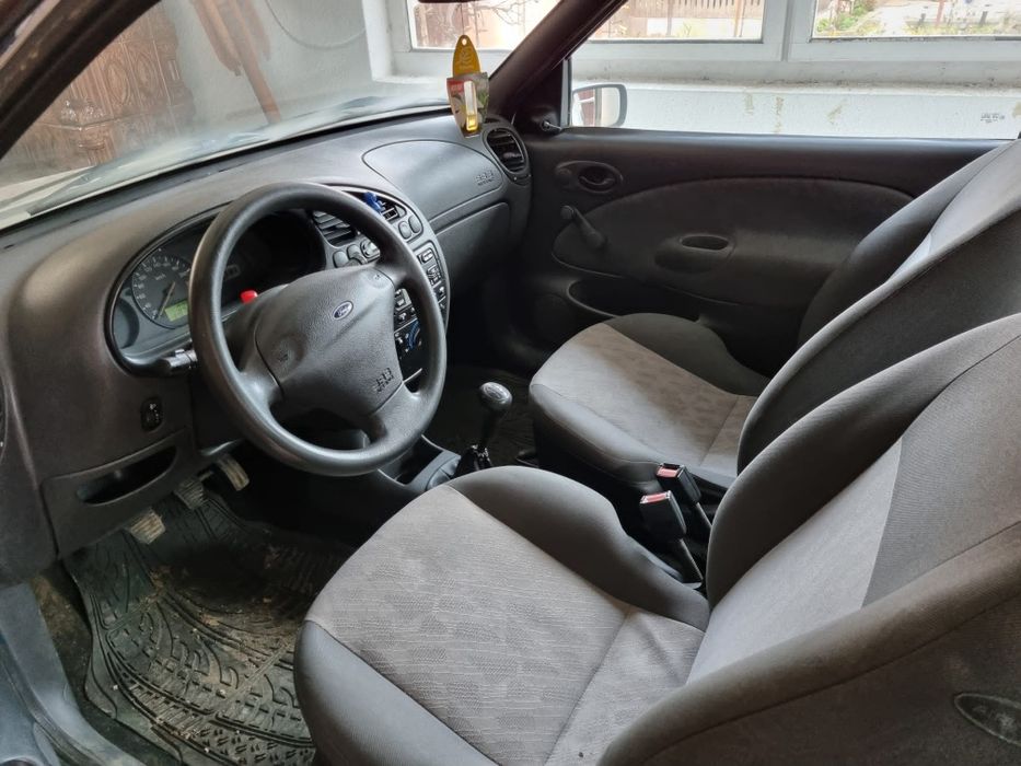 Ford Fiesta 1.3 benzina,2001