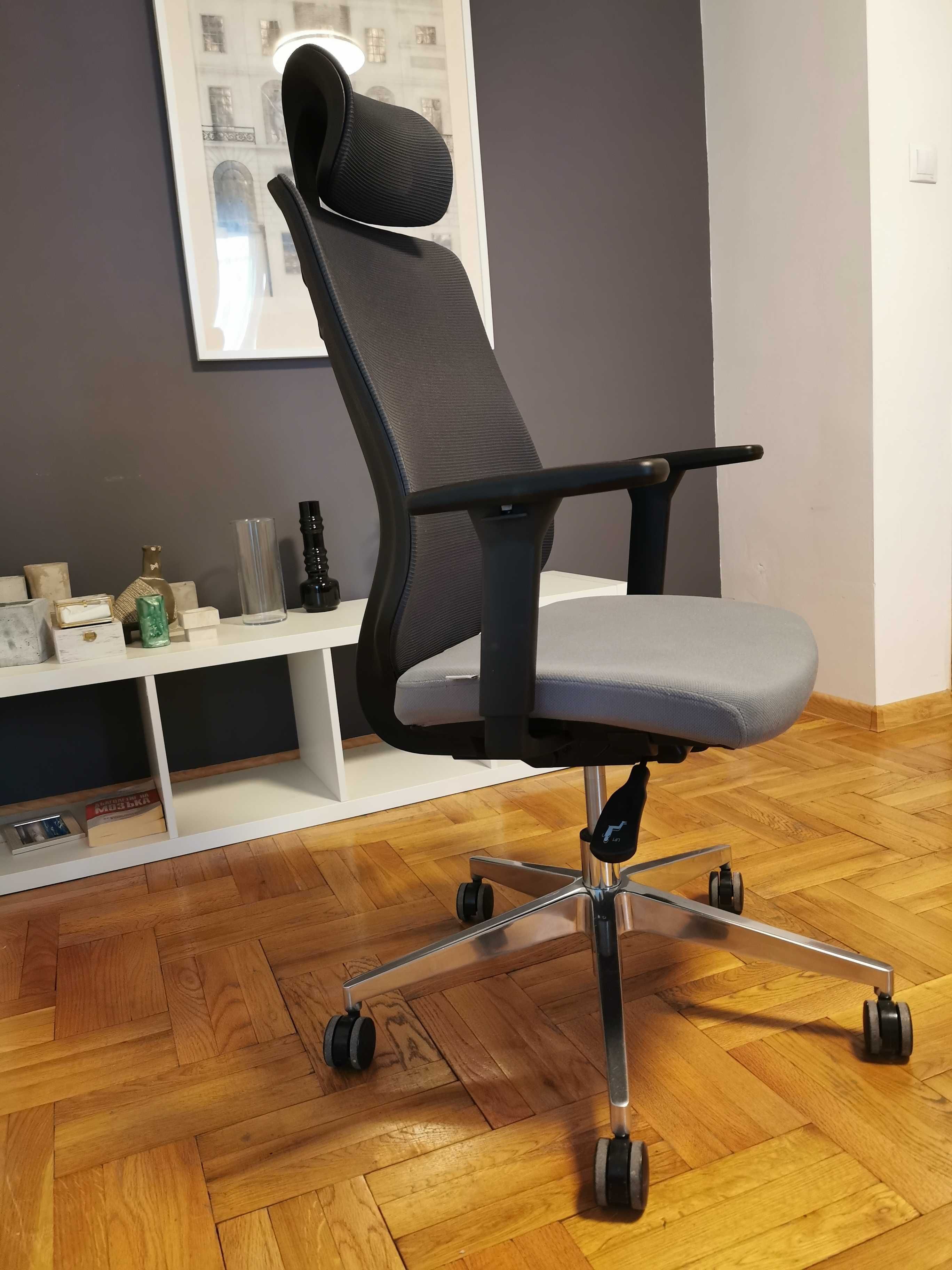 Ергономичен офис стол ChairPro 1000 H – сив