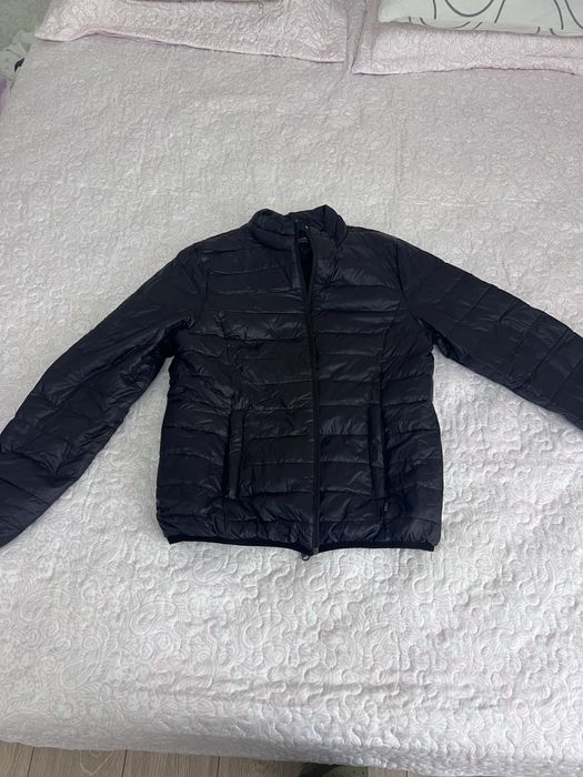 Продается верхние одежды