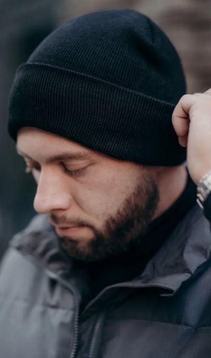 Мужская стильная, теплая шапка на осень и зиму
