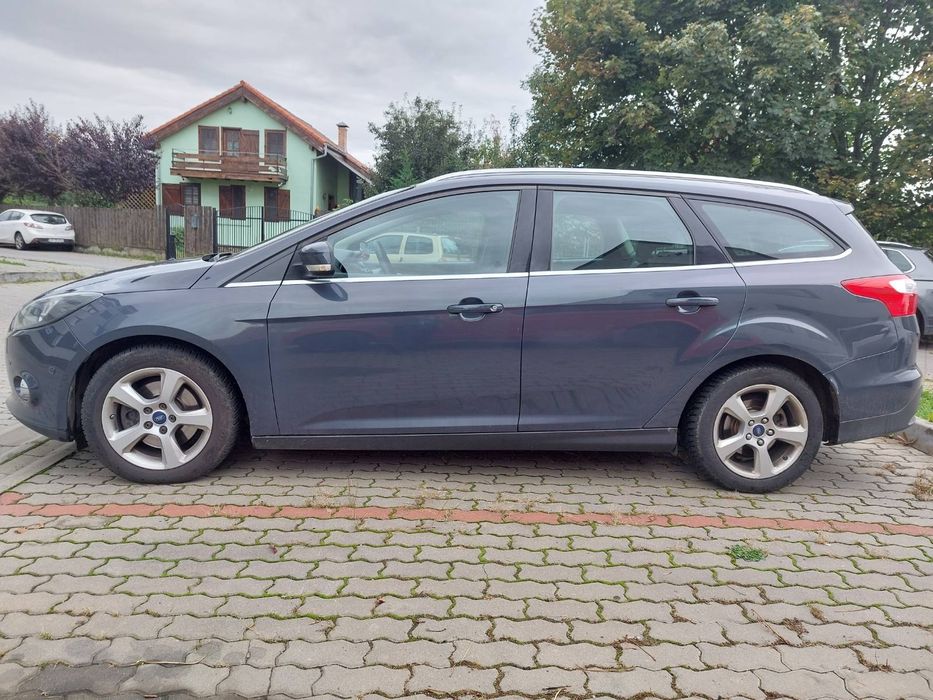 Vând Ford Focus 2014