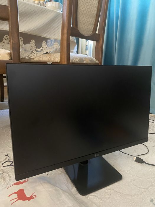 LG 24MP400-b монитор