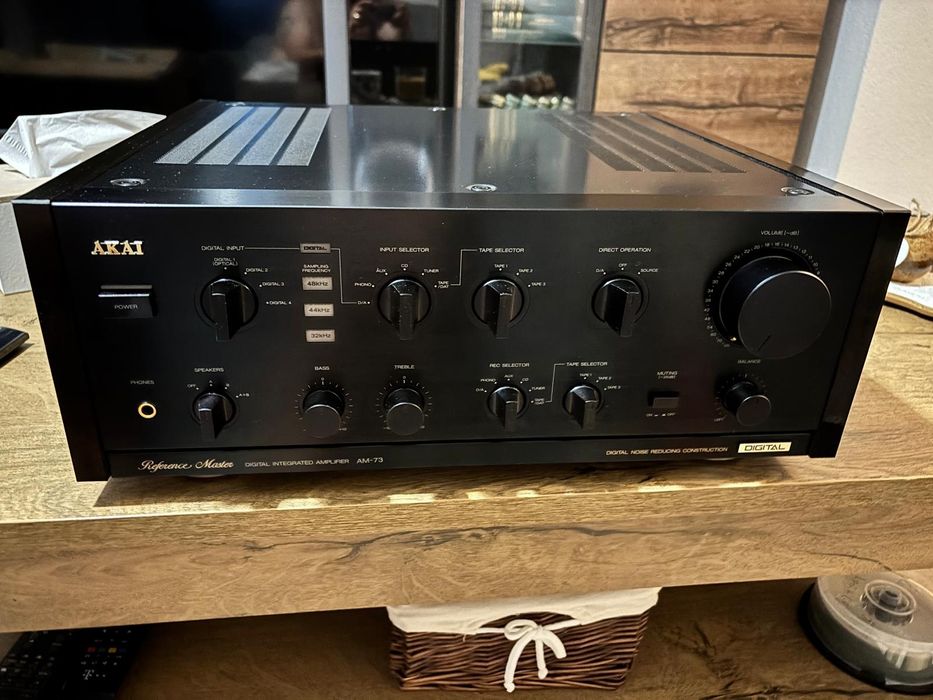 Akai AM 73 Reference Master