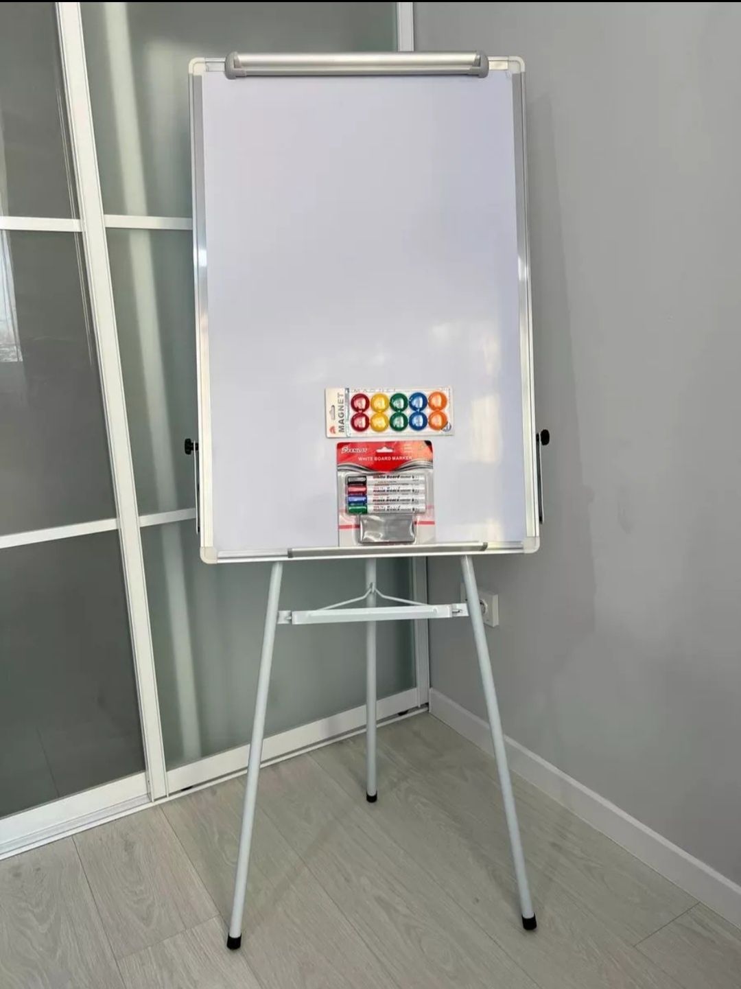 Доска маркерная / Флипчарт / 60×90 / 70×100 / магнитно-маркерная доска