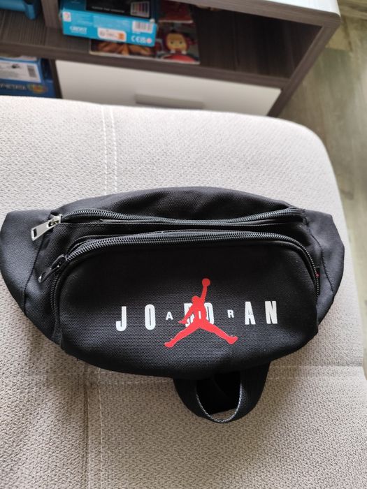 Чантичка Jordan, паласка
