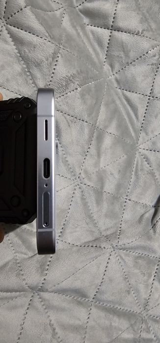 Vand Samsung S24 plus ca nou memorie 512