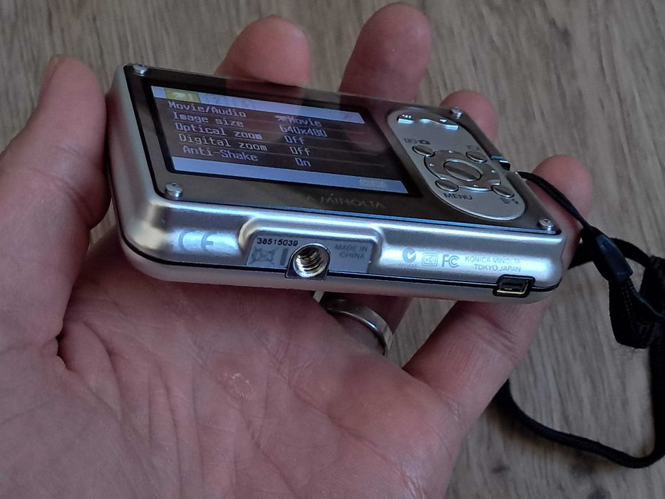 Camera foto digitala Konica Minolta Dimage X1 8.0 MP