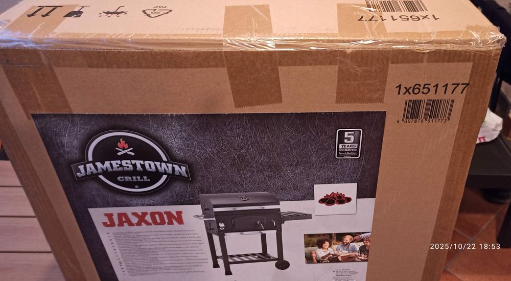 Vând grătar cărbuni nou marca Jamestown