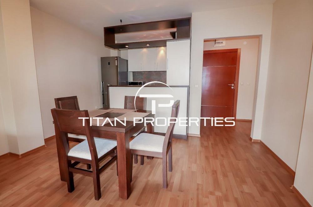 Дава се под наем Двустаен апартамент в Варна, Център - 76 кв.м за 425 € - Снимка #3